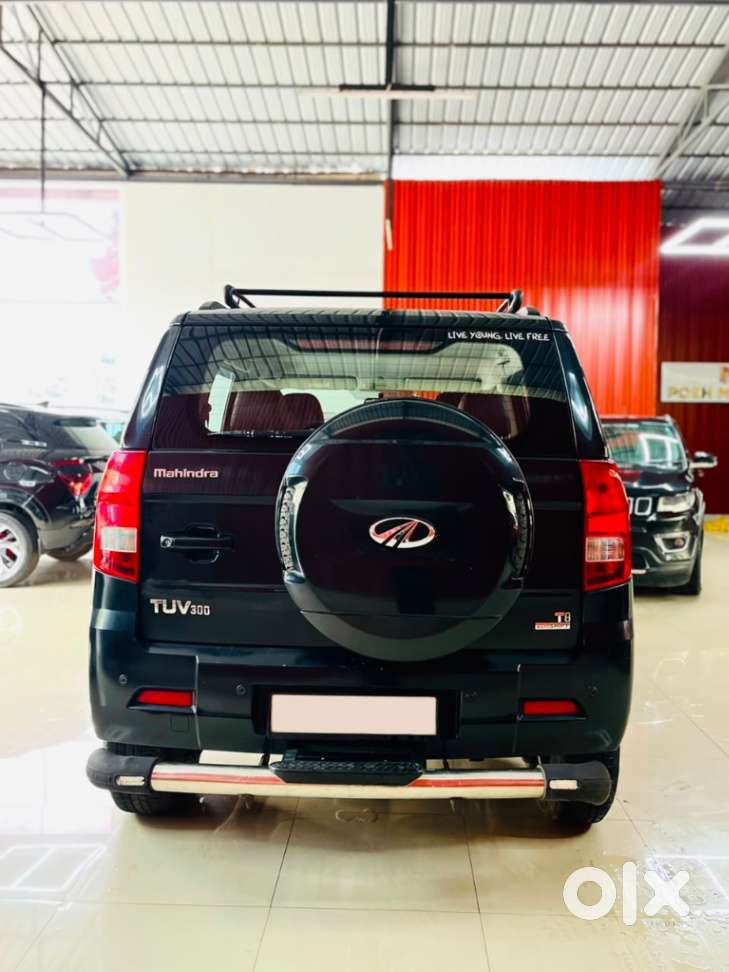 Mahindra Tuv 300 T8 Amt (automatic), 2016, Diesel