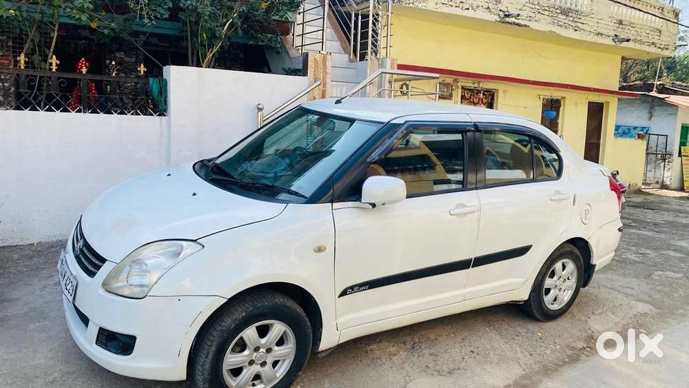 Maruti Suzuki Swift Dzire 2011 October Mahina