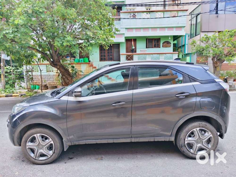 Tata Nexon 1.2 Revotron Xz Plus Dual Tone, 2018, Petrol