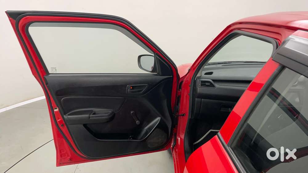 Maruti Suzuki Swift 1.3 Lxi, 2019, Petrol