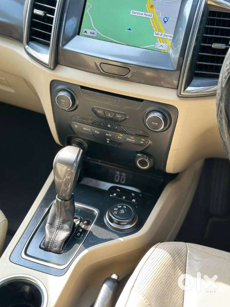 Ford Endeavour 3.2 Titanium At 4x4, 2017, Diesel