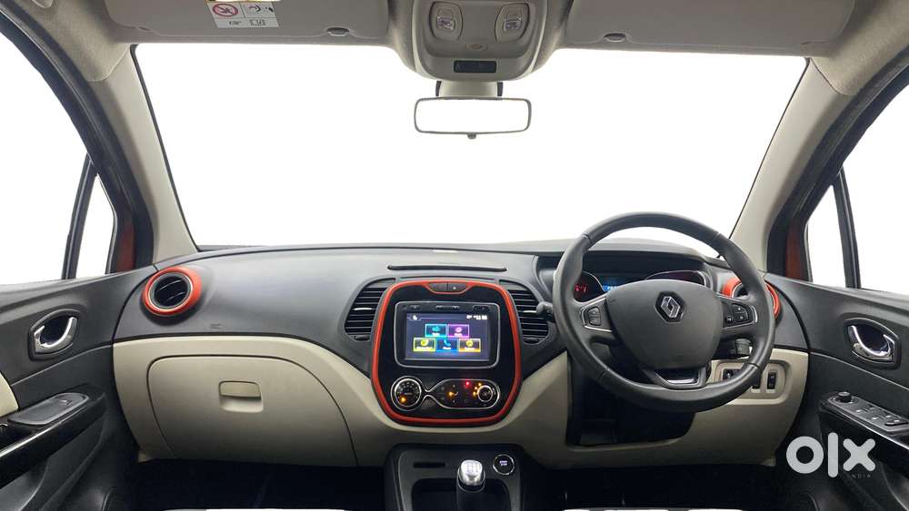 Renault Captur Platine Dual Tone Petrol, 2019, Petrol