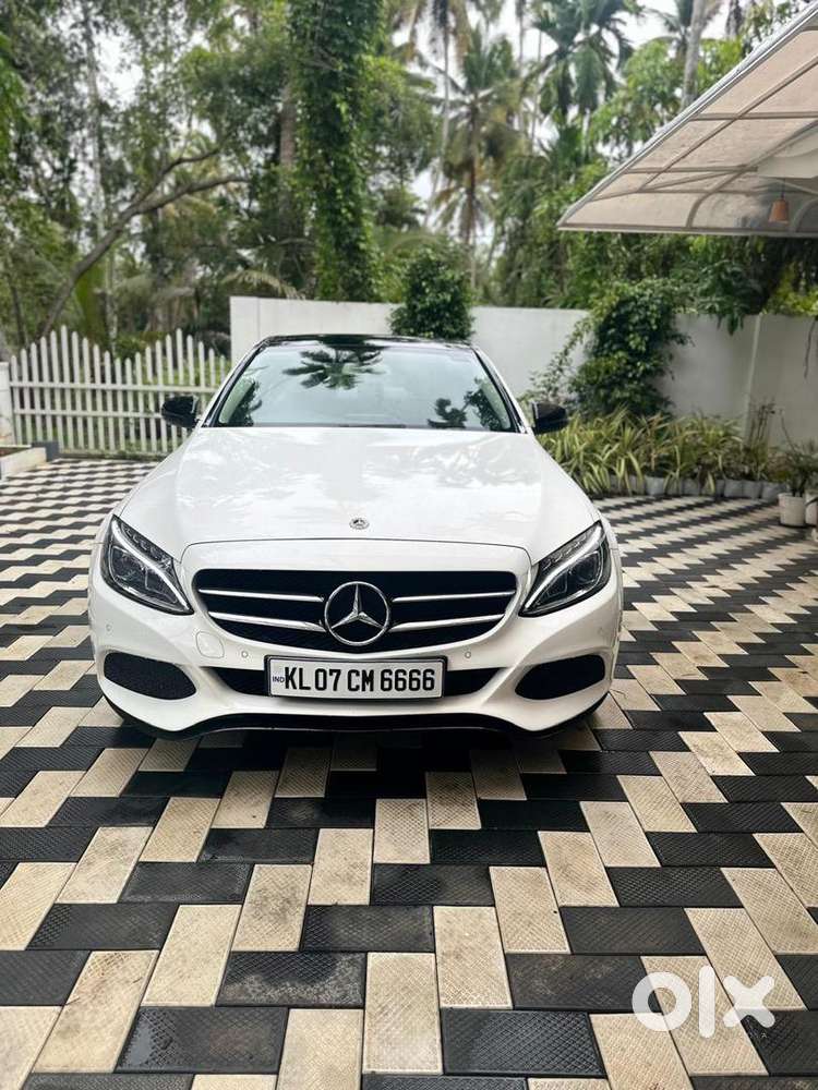 Mercedes-benz C-class 2017 /2018 Diesel 34000 Km Driven