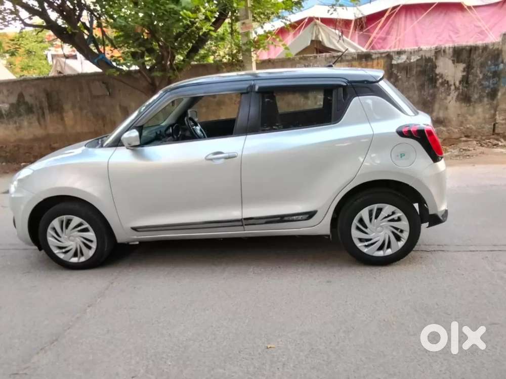 Maruti Suzuki Swift Vxi, 2022, Petrol
