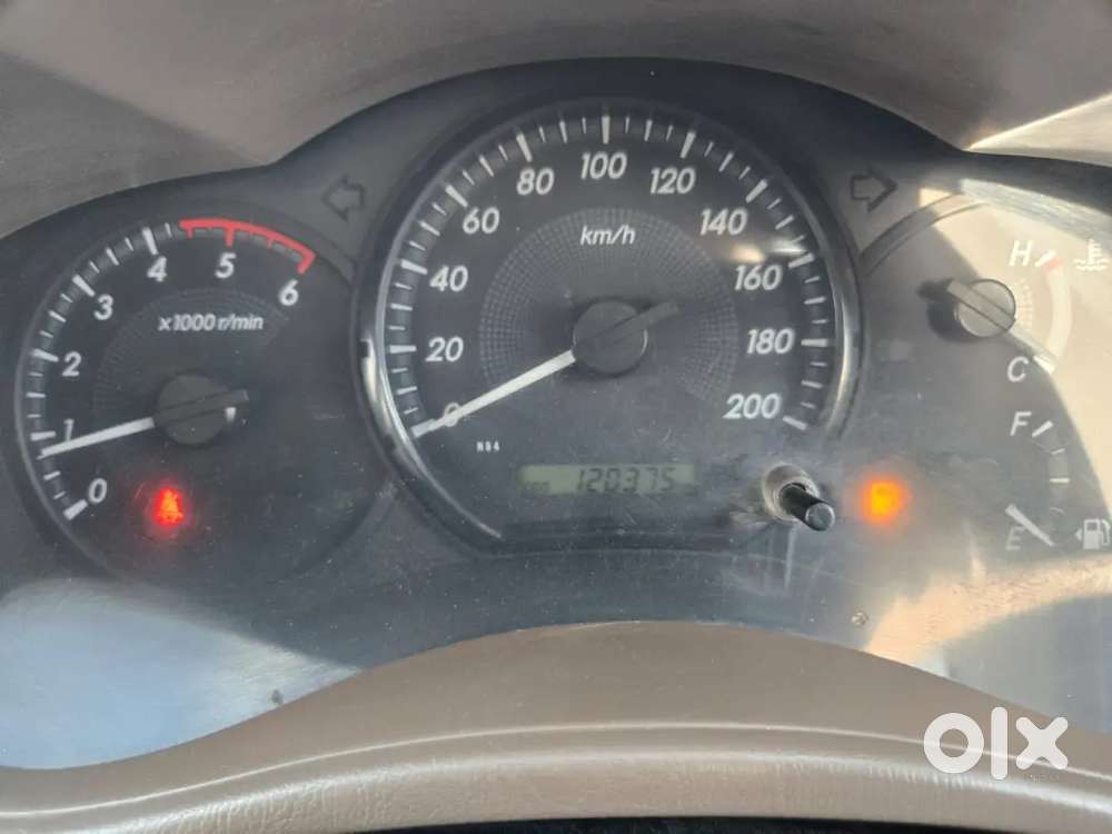 Toyota Innova2.5 G4 2016 Well Maintained