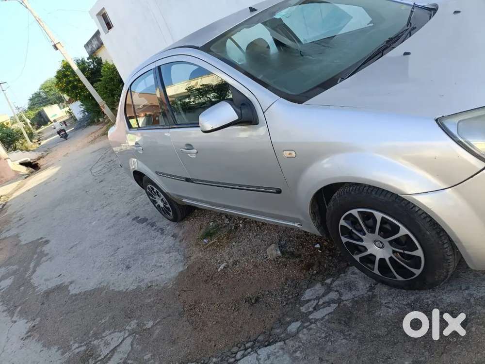 Good Condition Child Ac Good Condition 20+mileage