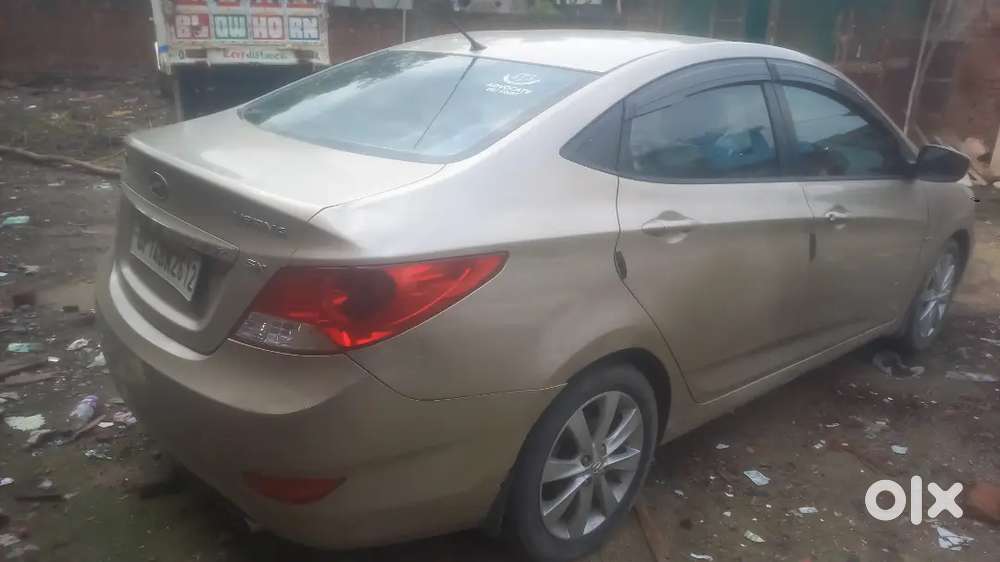 Hyundai Verna 1.6 2011