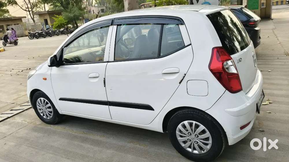 Hyundai I10 Sportz Petrol 2015