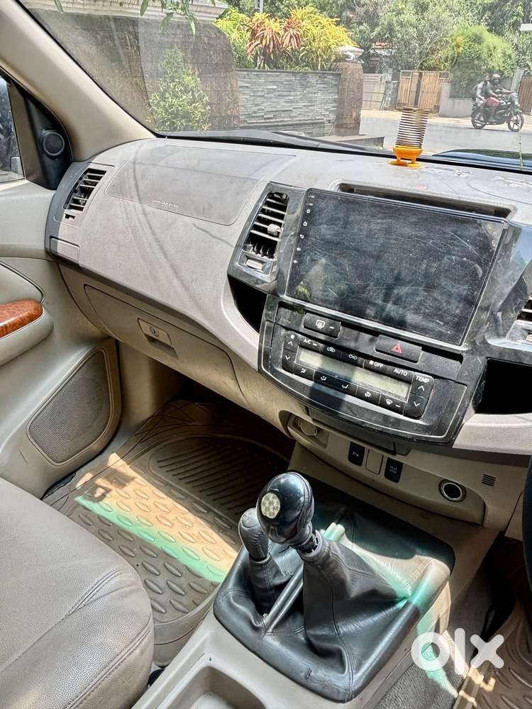 Toyota Fortuner [2009-2012] 3.0 4x4 Mt, 2010, Diesel