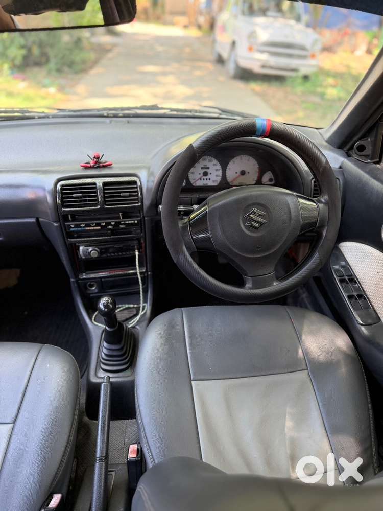 Maruti Suzuki Esteem Petrol 2003
