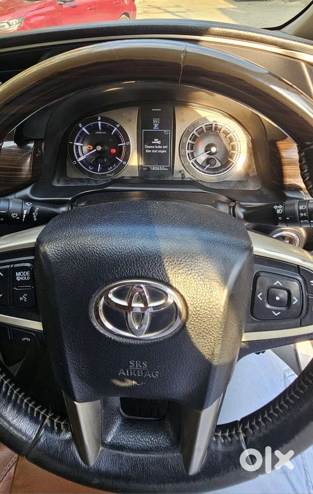 Toyota Innova Crysta 2.8z Automatic, 2016, Diesel