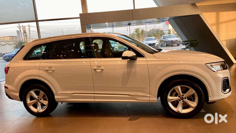 Audi Q7 3.0 Premium Plus 55 Tfsi, 2025, Petrol