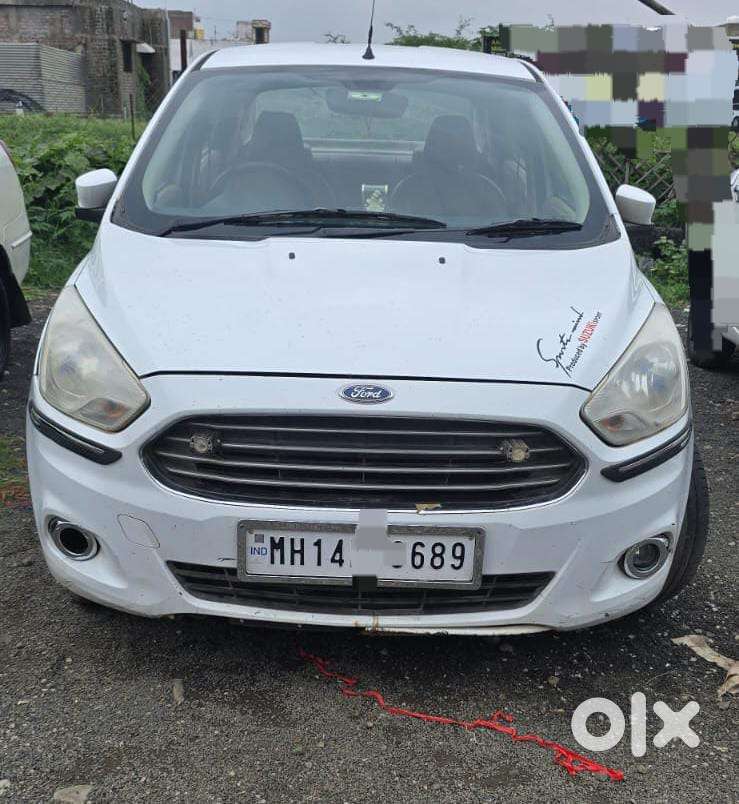 Ford Aspire Titanium Blu 2015