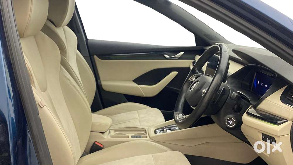 Skoda Octavia 2.0 L K Tsi At, 2021, Petrol