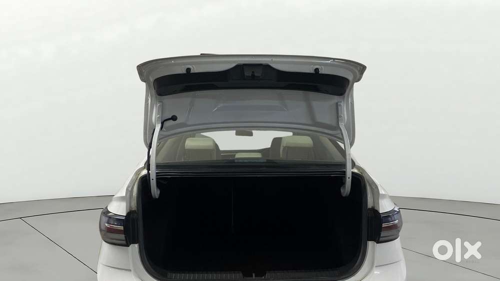Volkswagen Virtus Gt 1.5 Tsi Dsg, 2024, Petrol