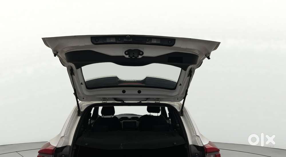 Nissan Magnite 1.0 Xv Premium Turbo Cvt, 2023, Petrol