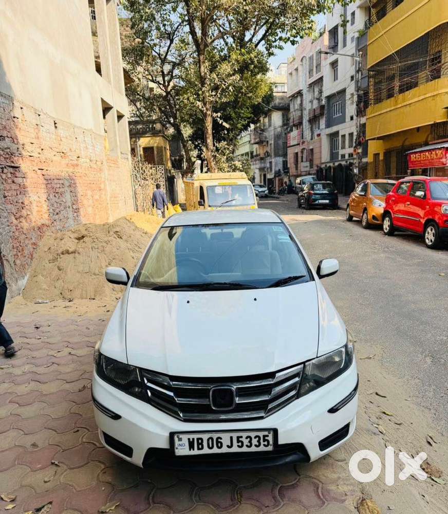 Honda City 2012 Petrol Life Time Tax Well Maintained