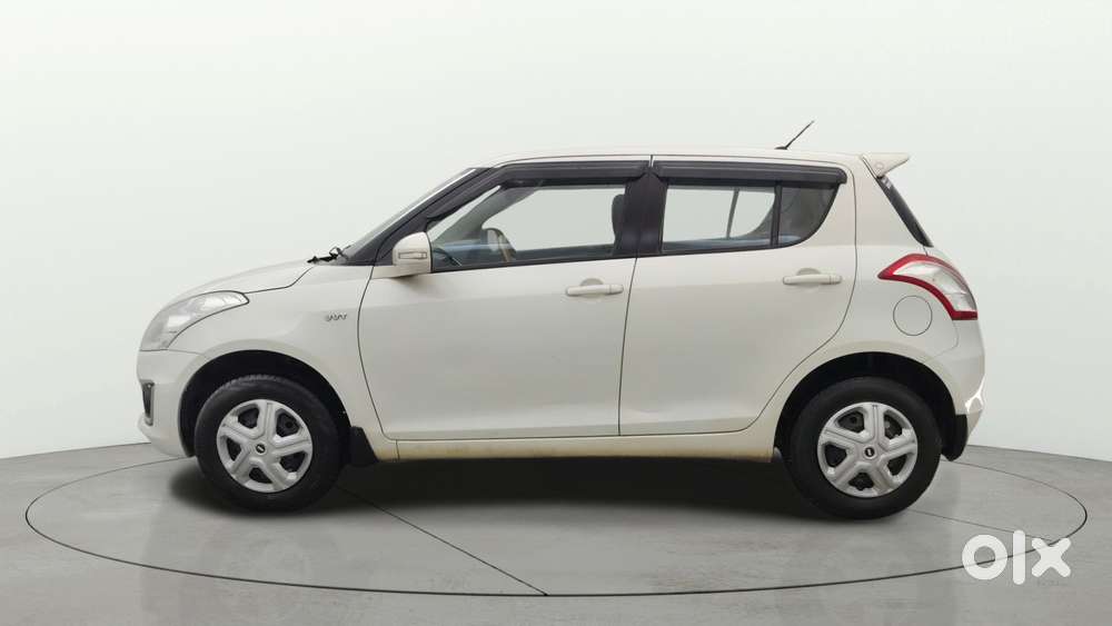 Maruti Suzuki Swift Vxi, 2015, Petrol