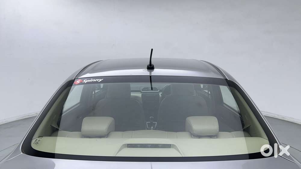 Maruti Suzuki Dzire Vxi Ags, 2021, Petrol