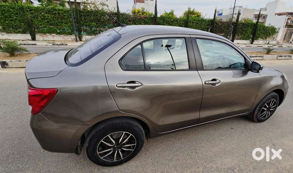 Maruti Suzuki Swift Dzire Vxi(o) Mt, 2023, Cng & Hybrids