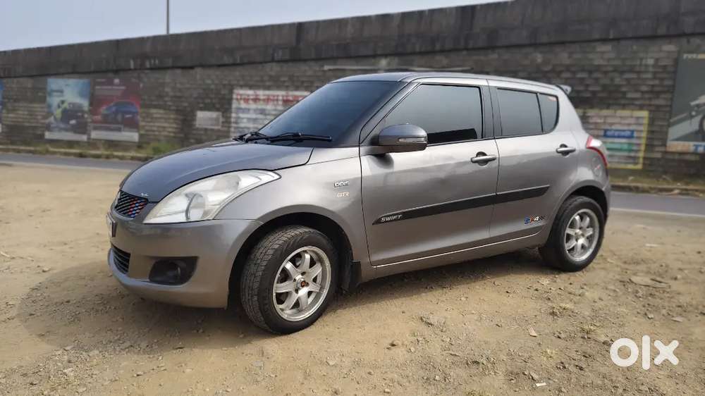 Maruti Suzuki Swift 2012 Diesel 112000 Km Driven