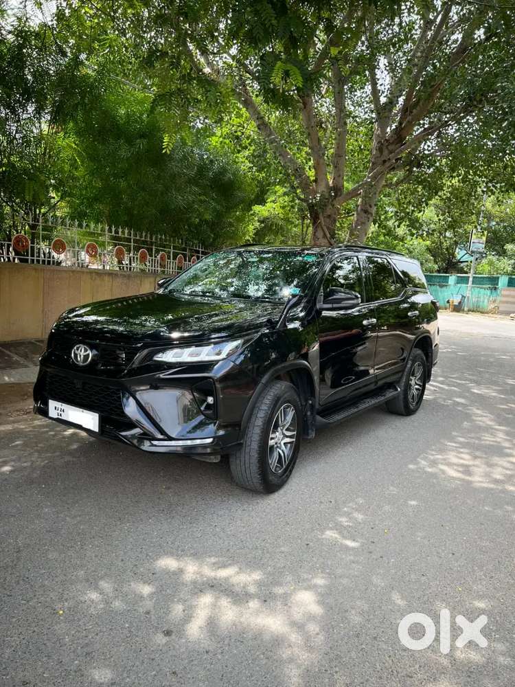 Toyota Fortuner 2018 Diesel 125000 Km Driven
