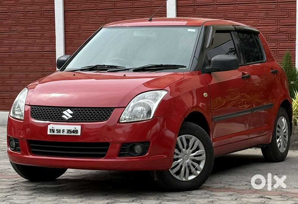 Maruti Suzuki Swift Vxi Bsiv, 2010, Petrol