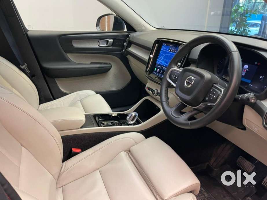 Volvo Xc40 B4 Ultimate, 2023, Cng & Hybrids