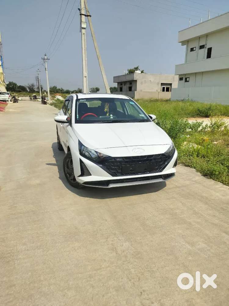 Hyundai New I20 2025 With Sunroof