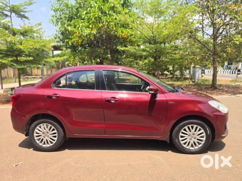 Maruti Suzuki Swift Dzire Amt Zxi, 2018, Petrol