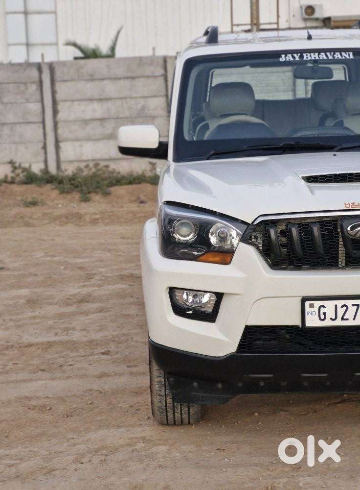 Mahindra Scorpio S8, 2017, Diesel