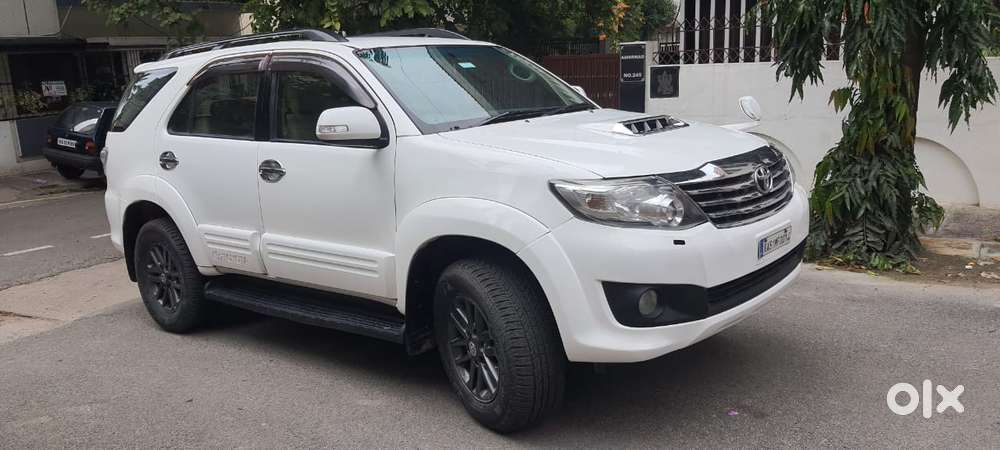 Toyota Fortuner 3.0 4x2 Automatic, 2013, Diesel