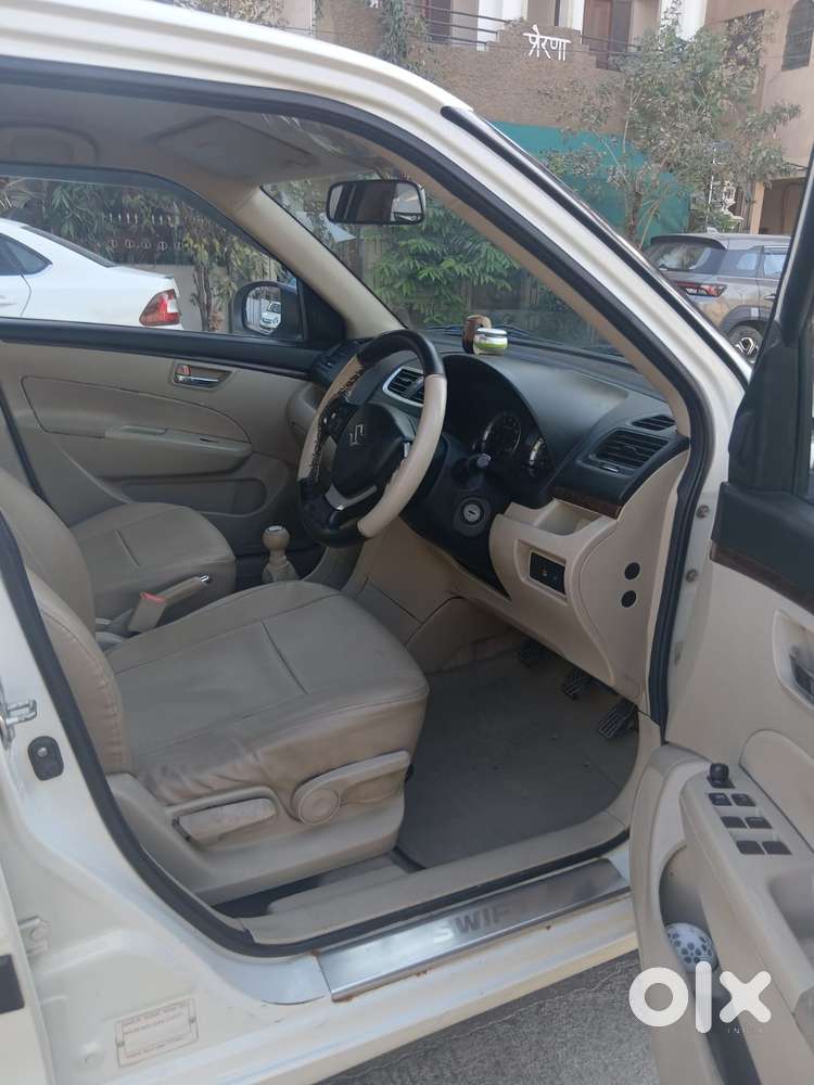 Maruti Suzuki Dzire 1.2 Zxi, 2013, Petrol