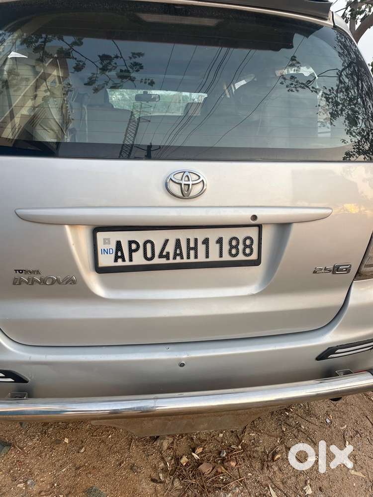 Toyota Innova Diesel 2011