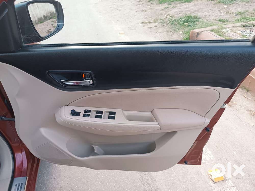 Maruti Suzuki Dzire 2017-2020 1.2 Vxi Amt, 2017, Petrol