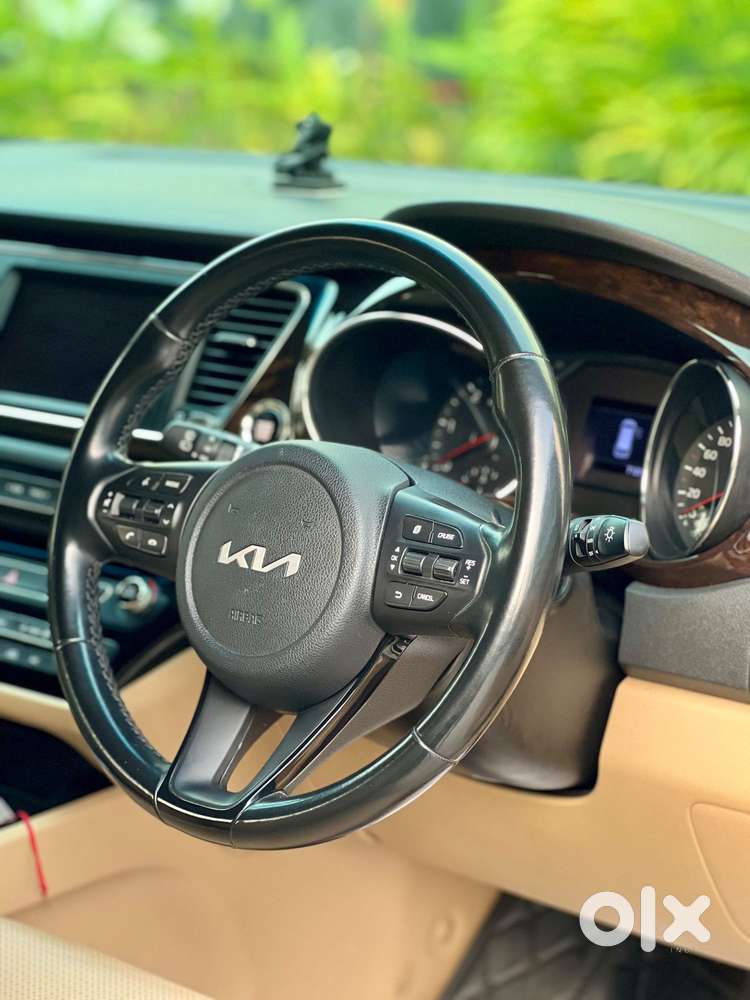 Kia Carnival Limousine Plus 7 Str, 2023, Diesel