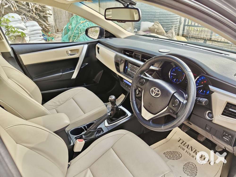 Toyota Corolla Altis 2010-2013 Gl, 2014, Petrol