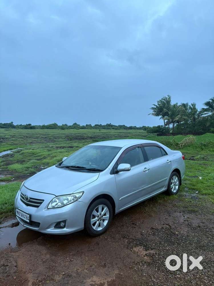Toyota Corolla Altis 2010 Petrol 91990 Km Driven
