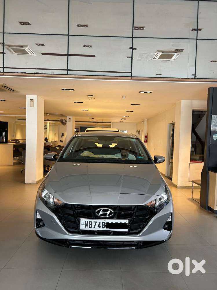 Hyundai I20 Sportz 1.2 Ivt, 2023, Petrol