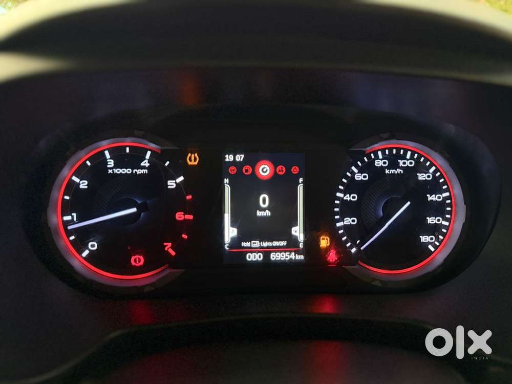 Mahindra Thar Lx Hard Top Petrol At Rwd, 2021, Petrol