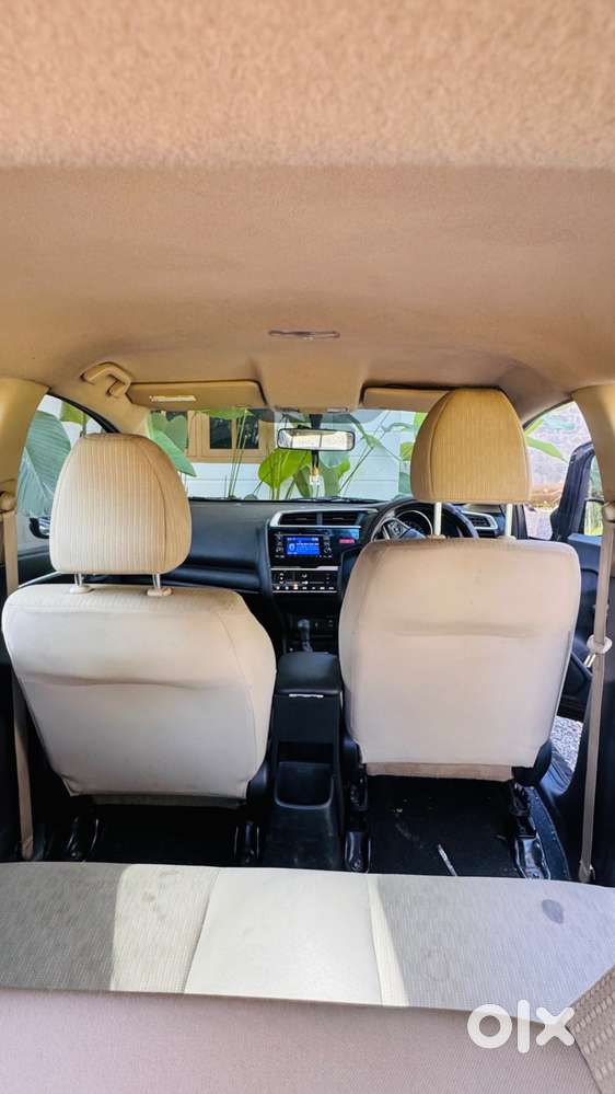 Family Used Honda Jazz V Mt 2015
