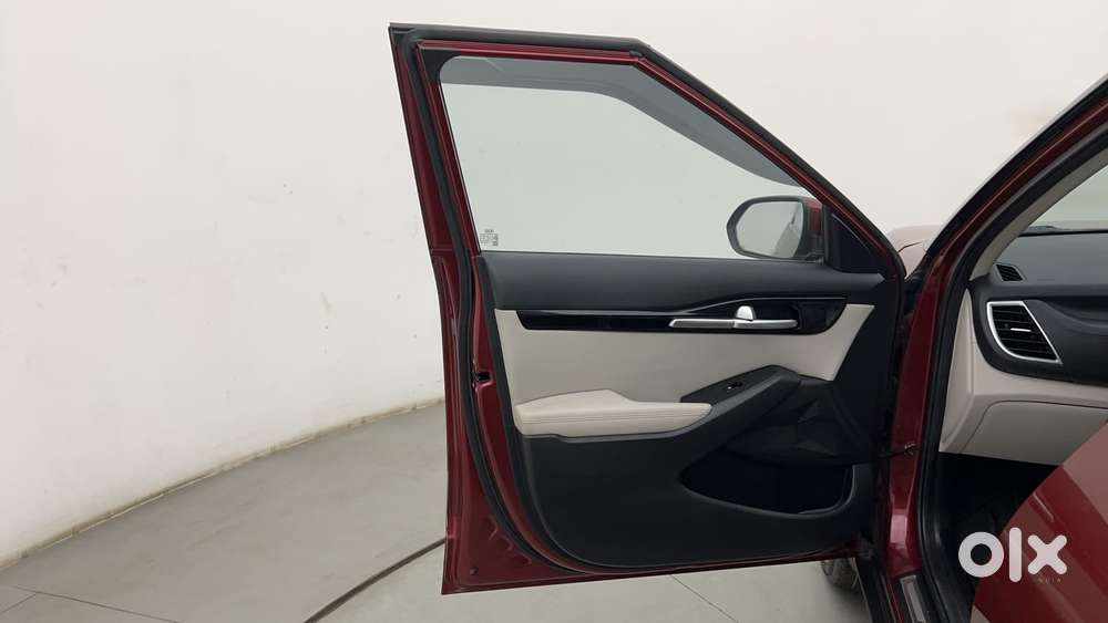 Kia Seltos 1.5 Htx At Petrol, 2021, Petrol