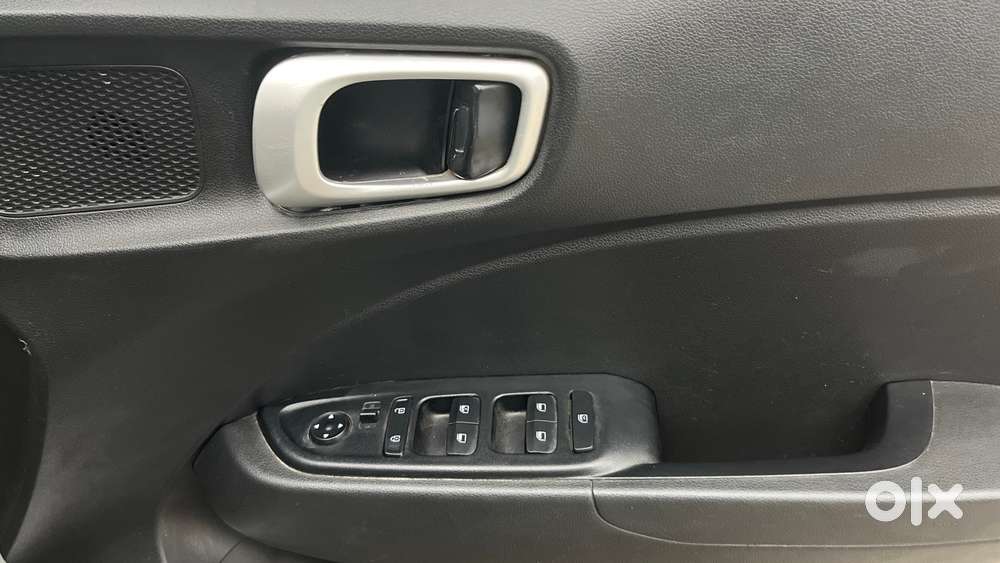 Hyundai Venue S 1.2 Petrol, 2020, Petrol