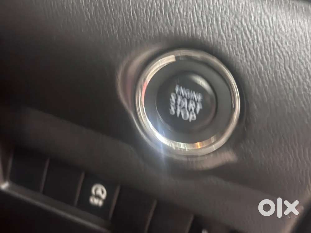Maruti Suzuki Swift 1.3 Zxi, 2022, Petrol