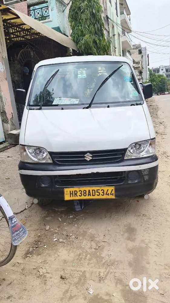 Maruti Suzuki Eeco 2022 Petrol & Cng 30000 Km Driven