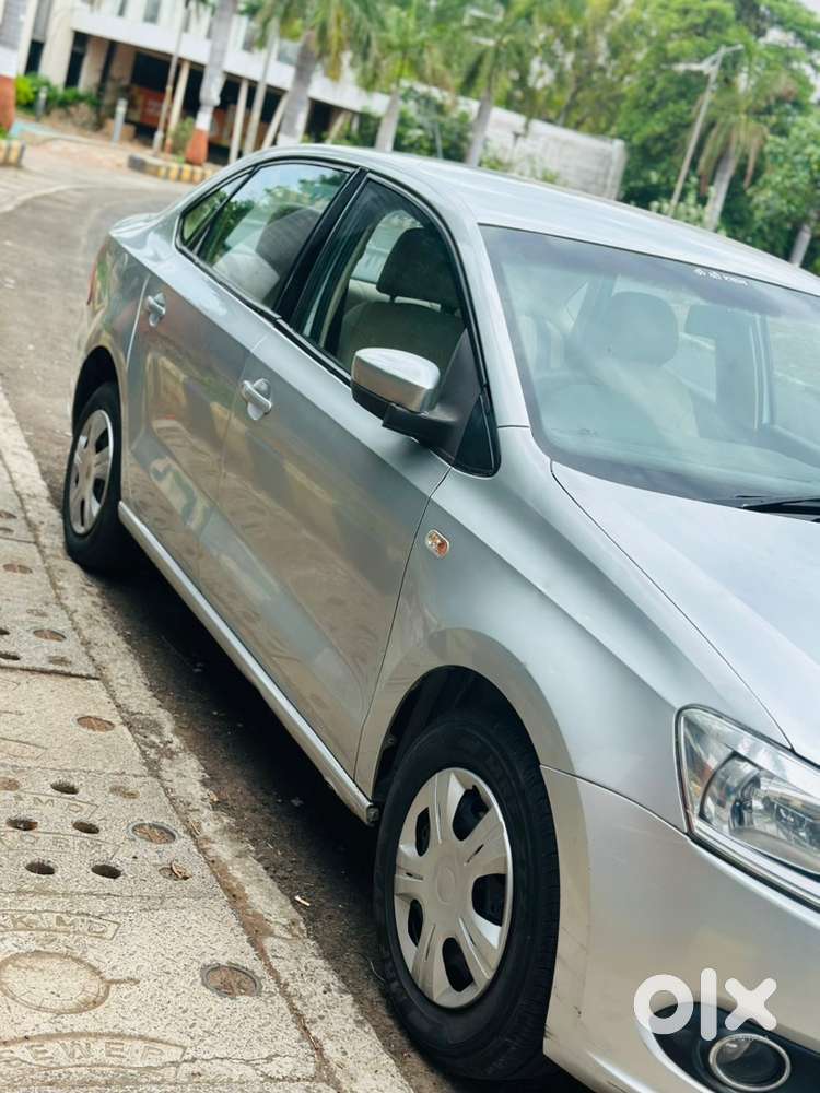 Volkswagen Petrol 2013 Car