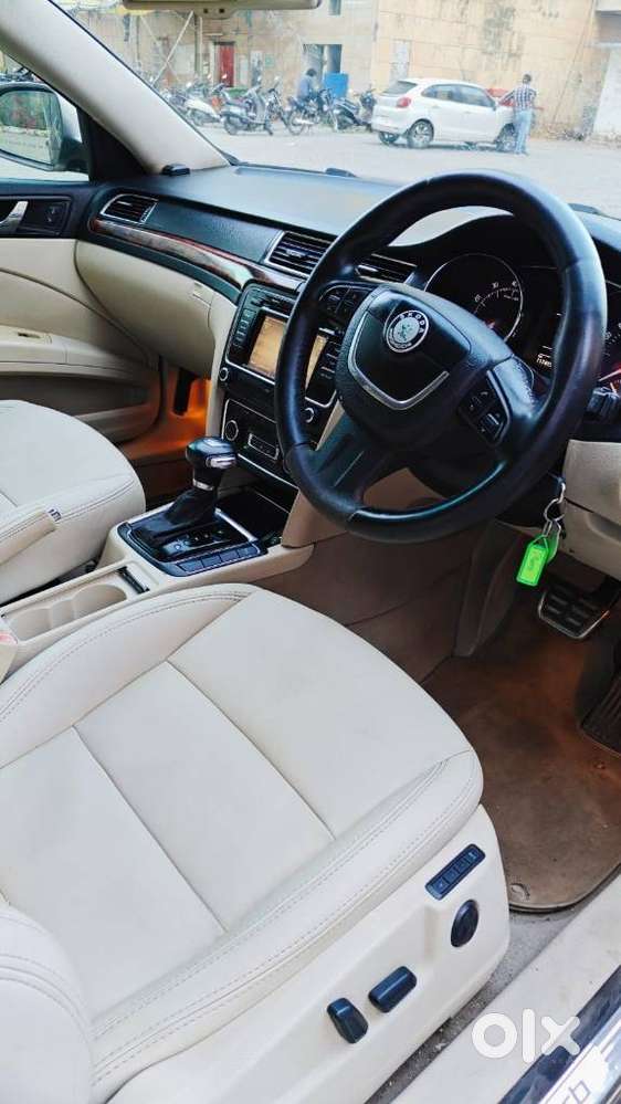 Skoda Superb 1.8 Elegance Tsi At, 2010, Petrol