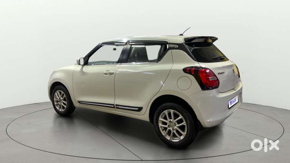 Maruti Suzuki Swift Amt Zxi, 2020, Petrol