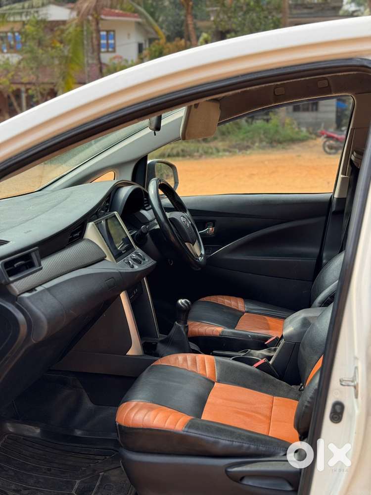 Toyota Innova Crysta 2017 Diesel Well Maintained