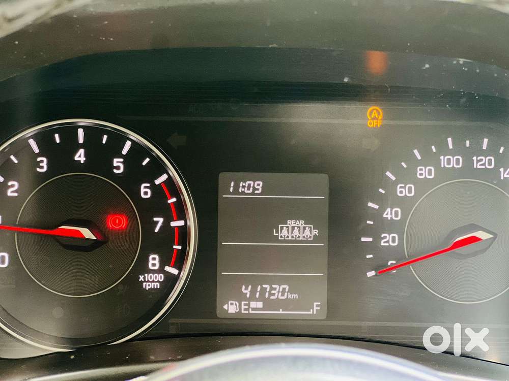 Maruti Suzuki Swift 1.2 Vxi (o), 2024, Petrol